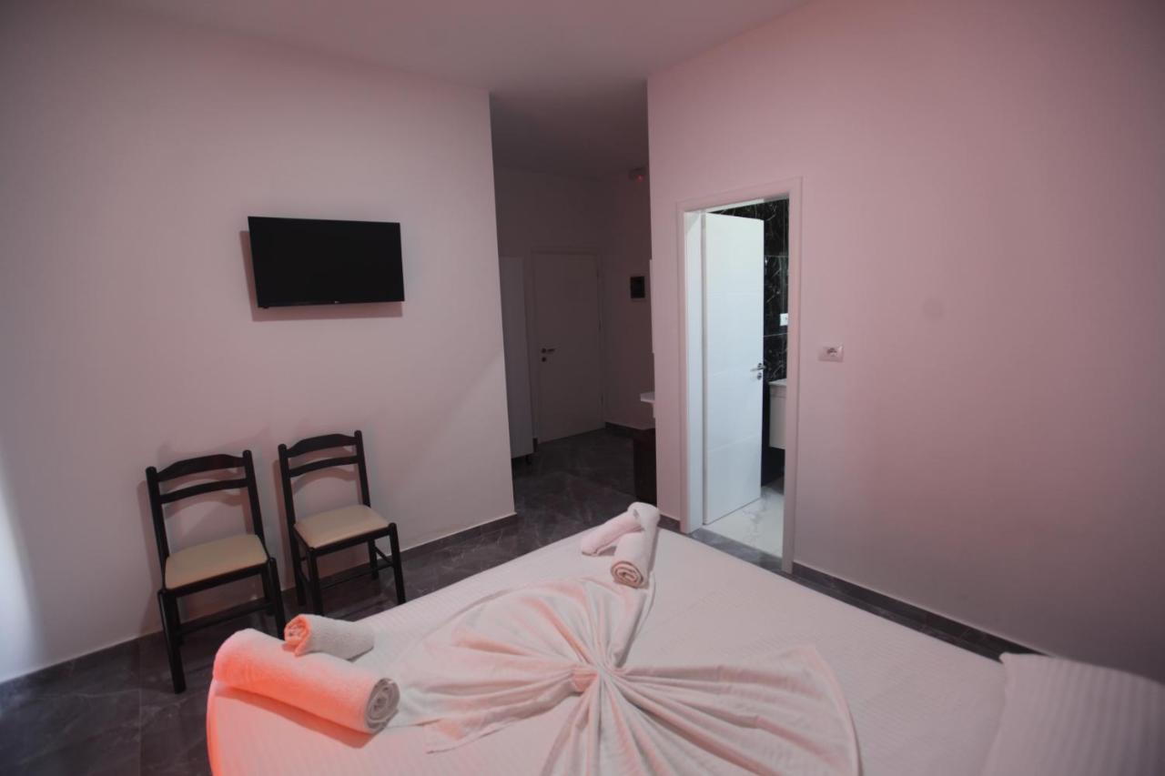 Hotel Seadel Ksamil Exterior photo
