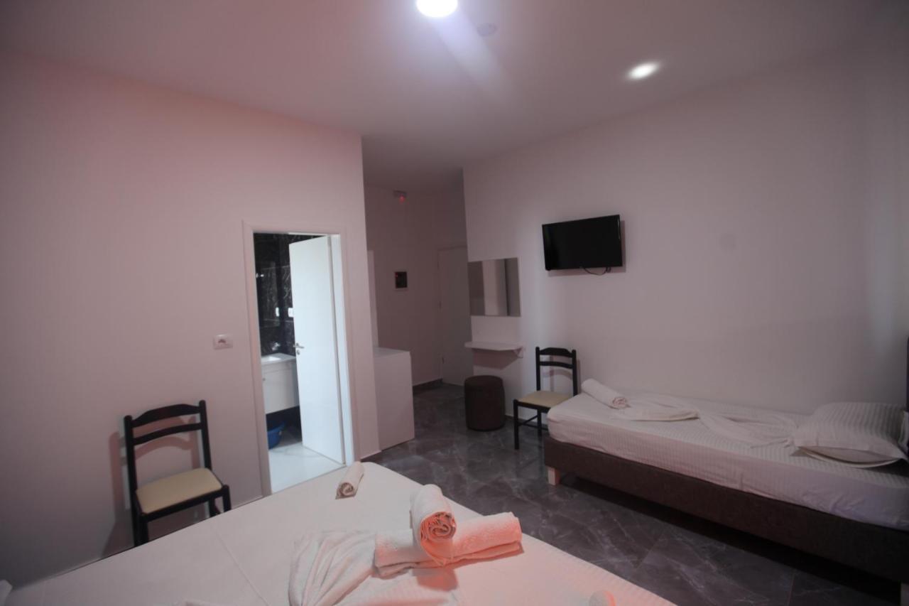 Hotel Seadel Ksamil Exterior photo